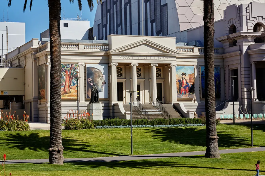 Geelong Gallery Historic facade of the Geelong Gallery behind Johnston Park