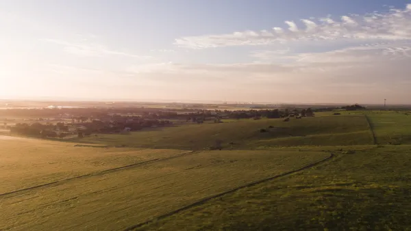 future-growth.jpg View from proposed Northern Geelong growth area looking toward Geelong.