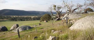 Anakie; rolling hills to craggy landscapes Anakie; rolling hills to craggy landscapes